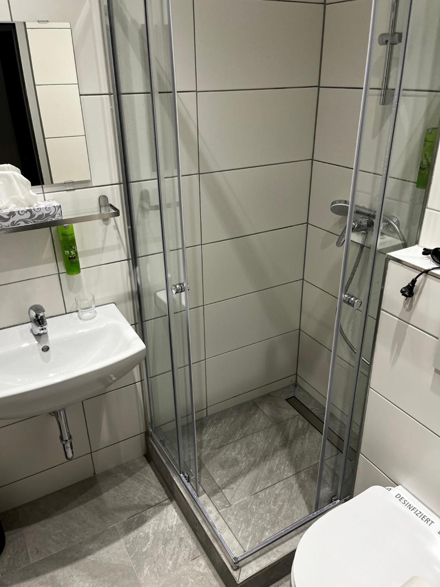 Hotel Jaegerhaus In Singen Am Hohentwiel Экстерьер фото