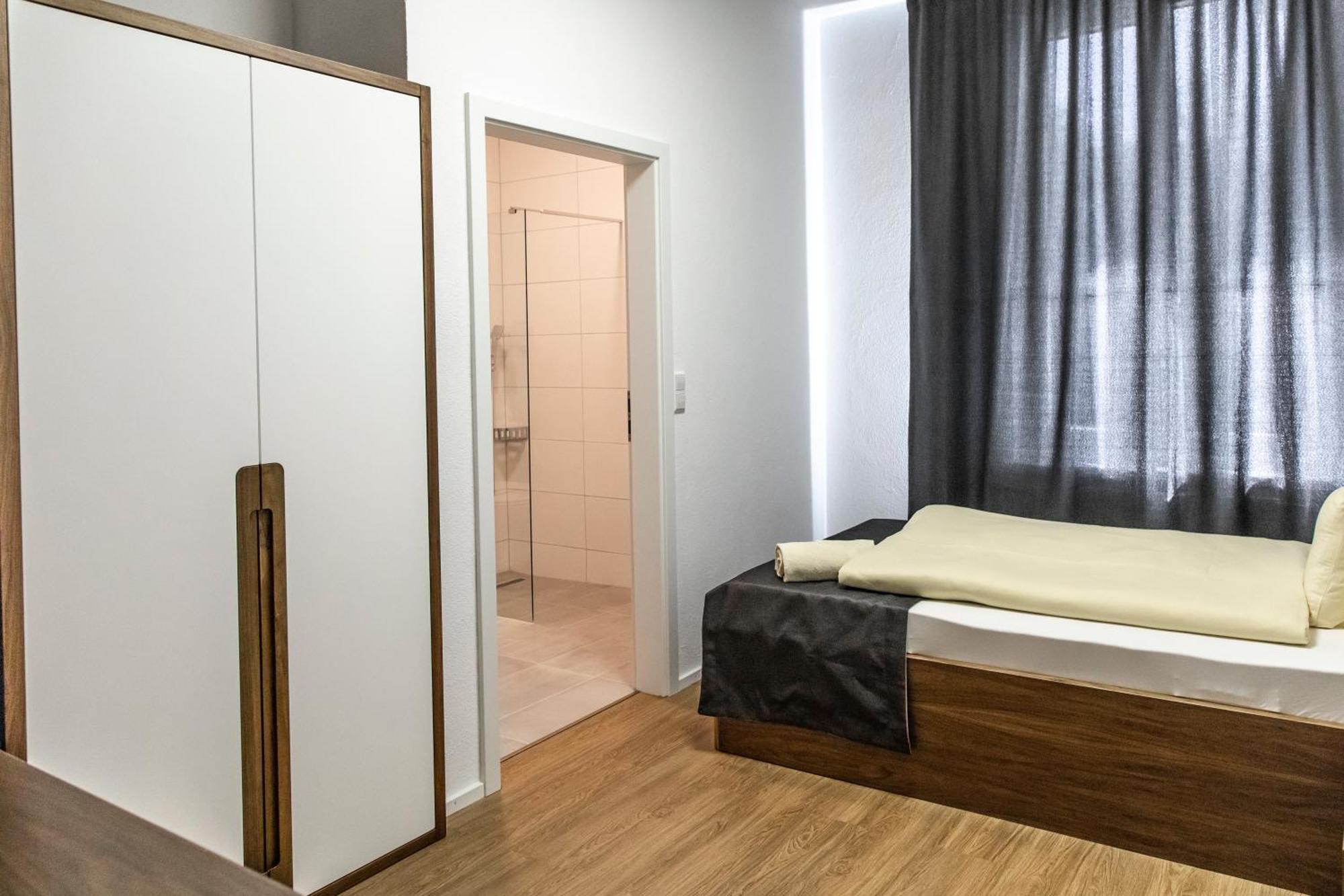 Hotel Jaegerhaus In Singen Am Hohentwiel Экстерьер фото