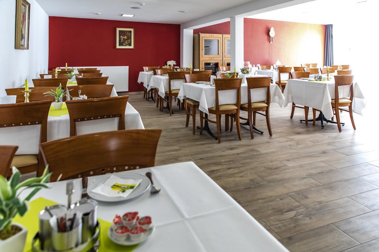 Hotel Jaegerhaus In Singen Am Hohentwiel Экстерьер фото